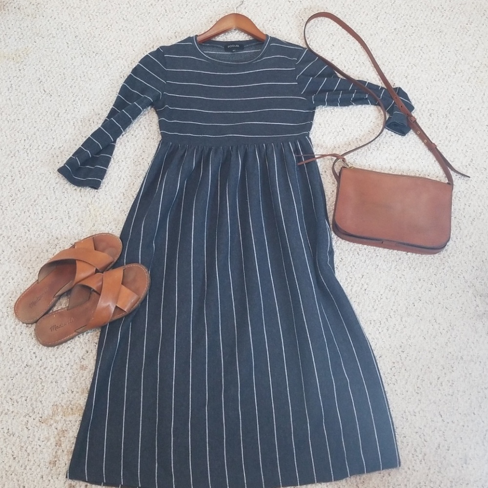 Roolee grey and white dress with pockets